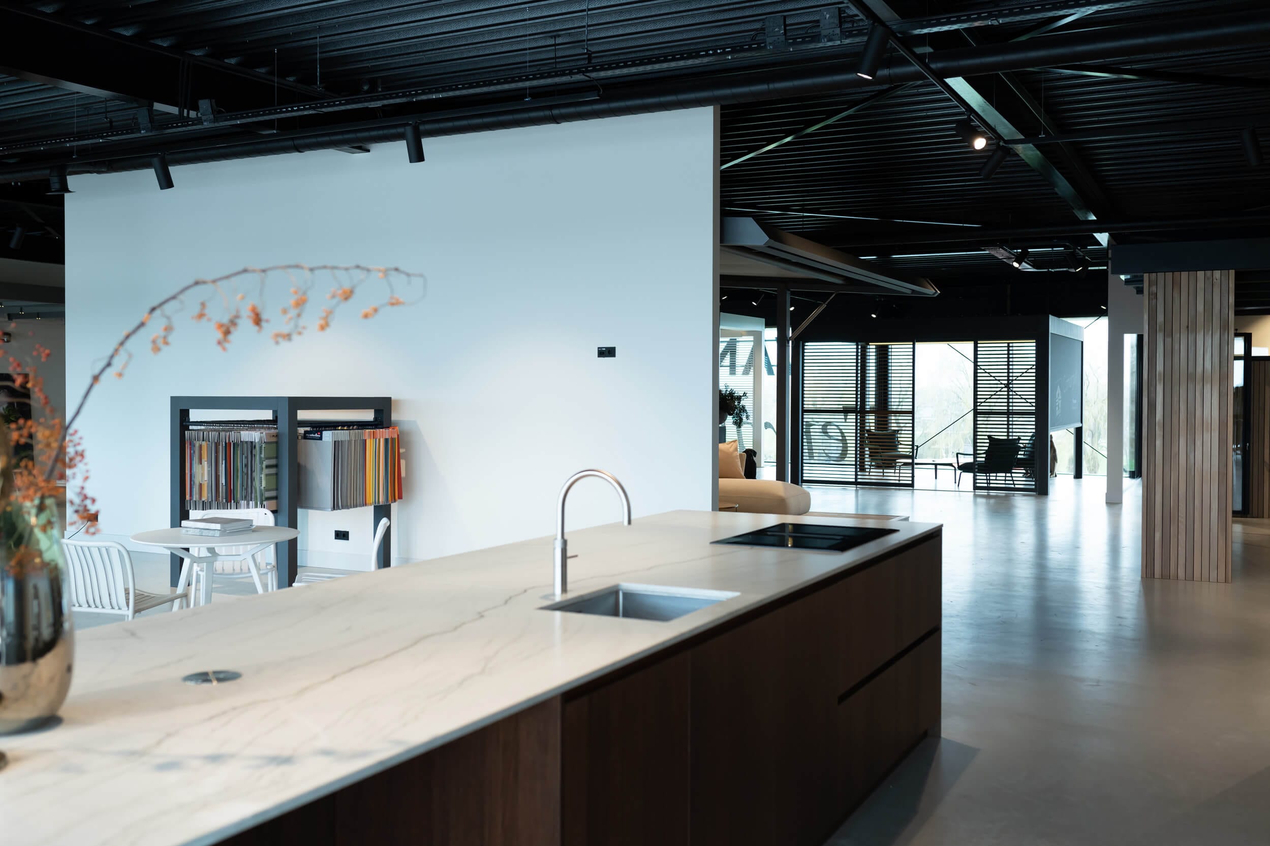 Showroom Van van Ee Terrasoverkappingen Ede