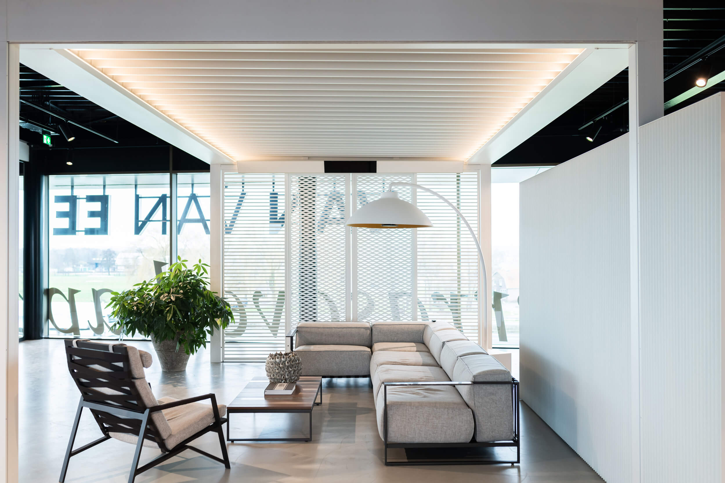 Showroom Van van Ee Terrasoverkappingen Ede