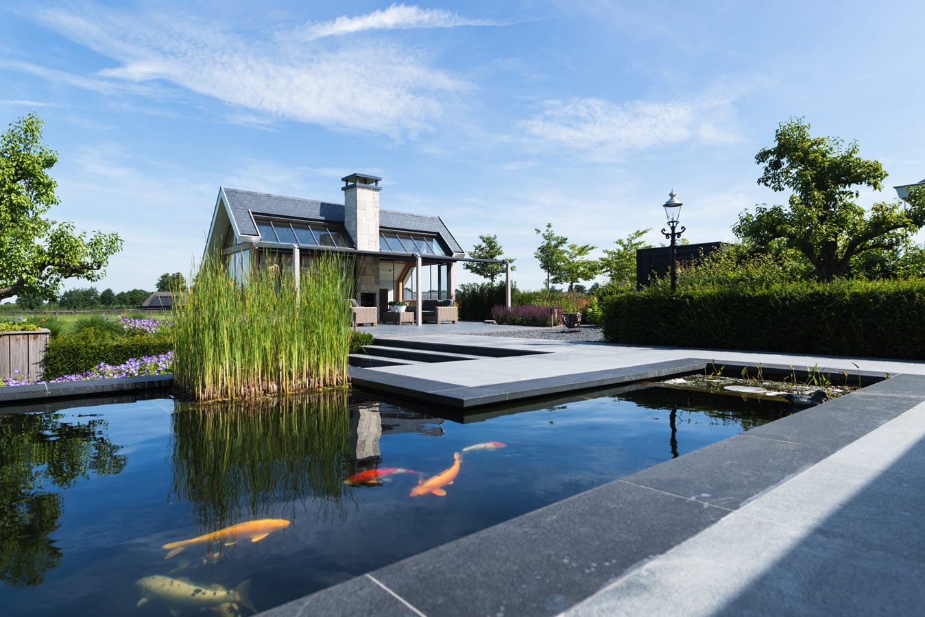 Poolhouse Van van Ee