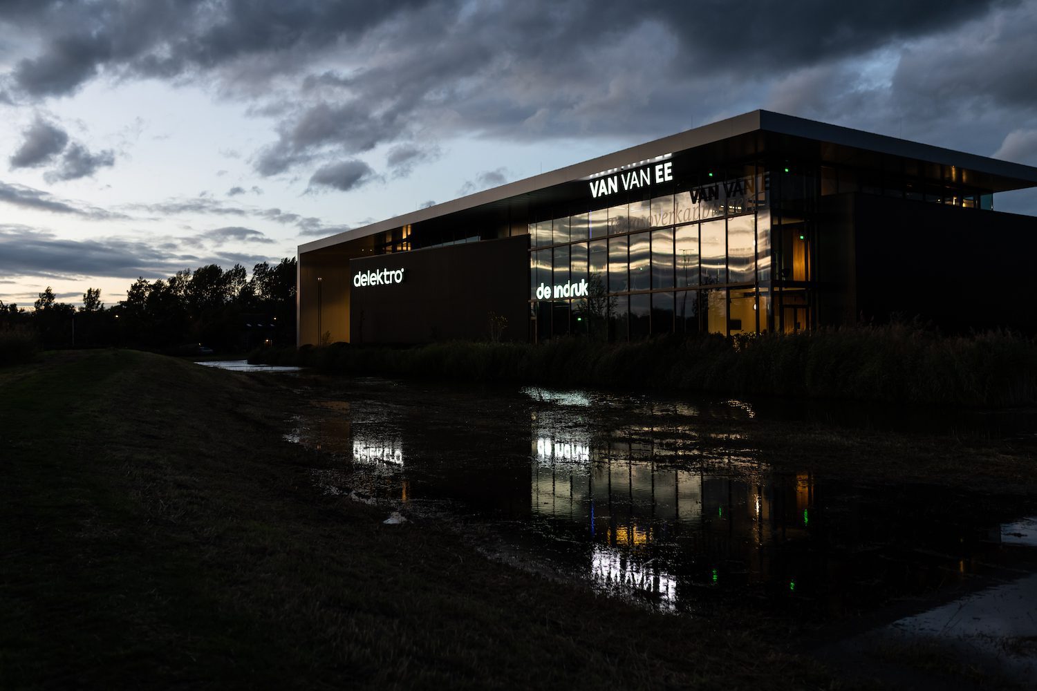Showroom Van van Ee Terrasoverkappingen Ede
