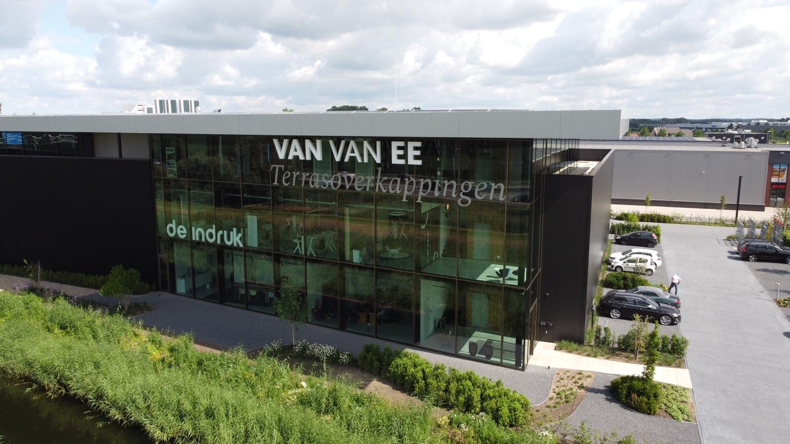 Showroom Van van Ee Terrasoverkappingen Ede