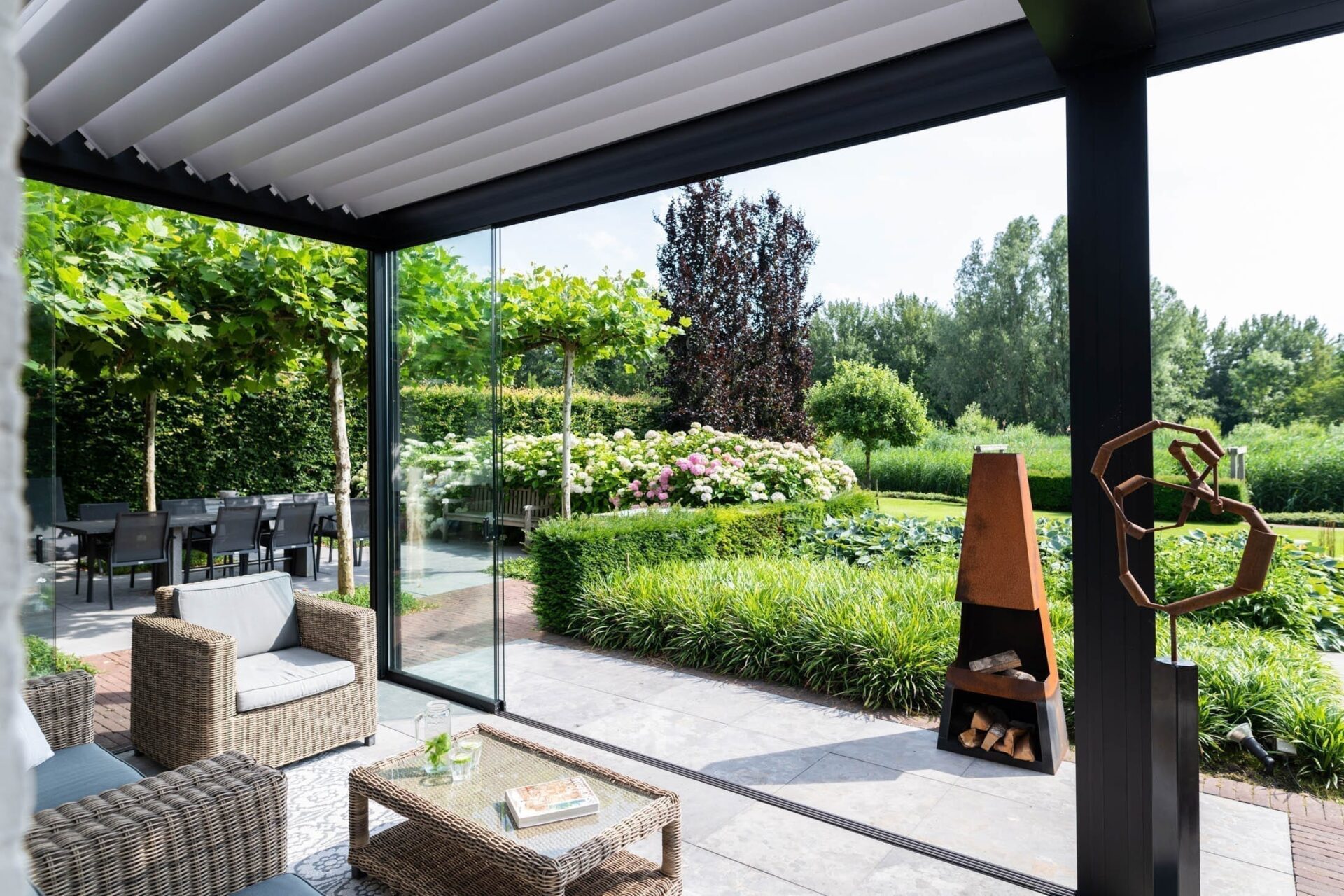 Lamellen terrasoverkapping Vince Van van Ee Renson Camargue